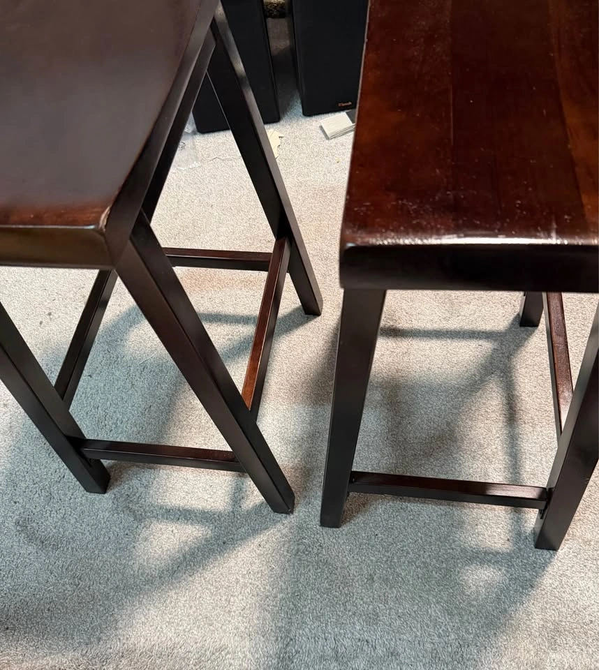 Wood saddle bar stool - photo 2