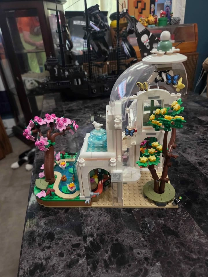 LEGO Friends 41757 Botanical Garden - photo 2