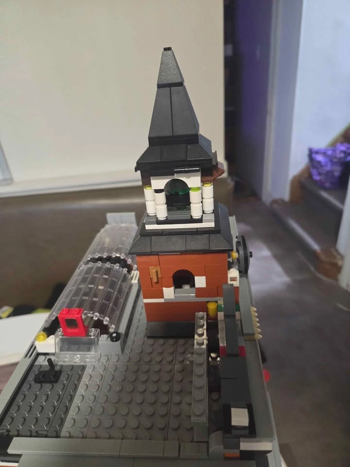 Lego city hall UPGRADE - photo 3