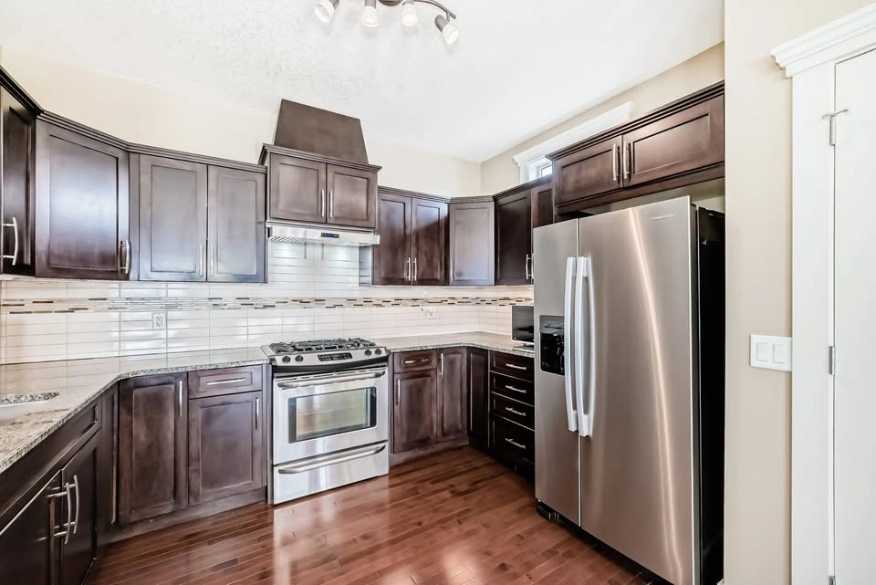 2 Beds 2 Baths Townhouse - photo 5