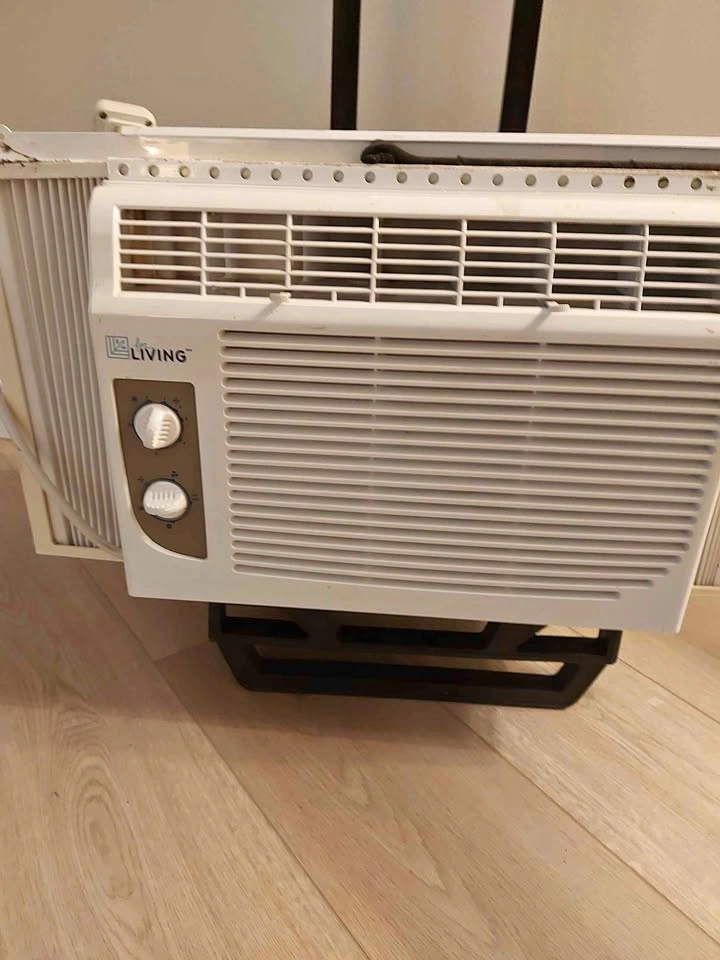 For Living Window Air Conditioner