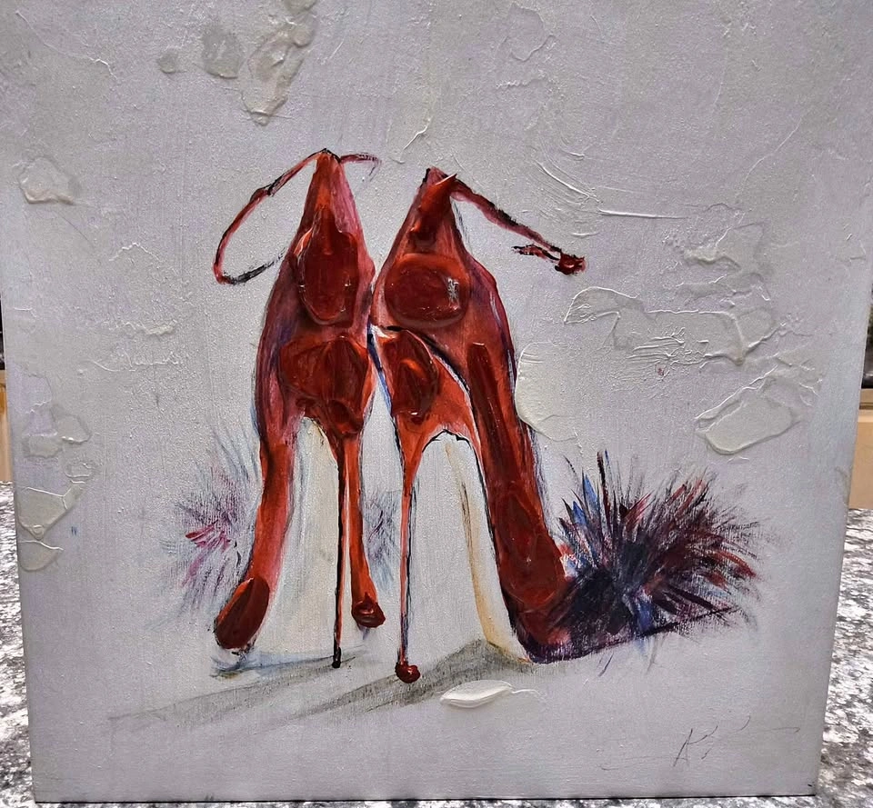 Modern Red Stiletto Textured Canvas Wall Art – Chic Fashion Déco