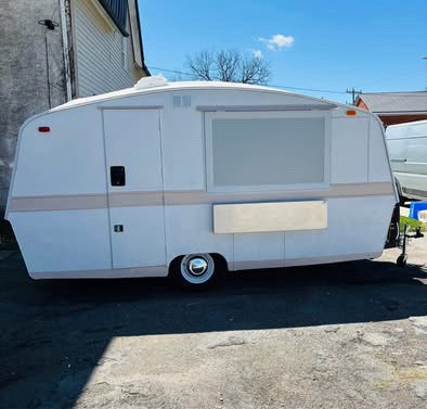 Brand new food trailer: ice cream, bubble waffles, coffee - photo 2
