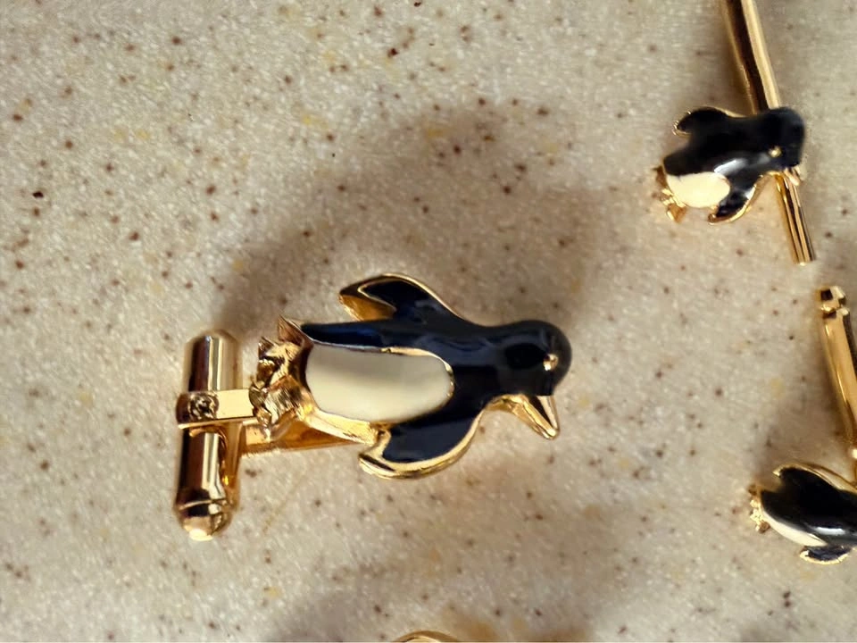 Enamel penguin cufflinks - photo 3