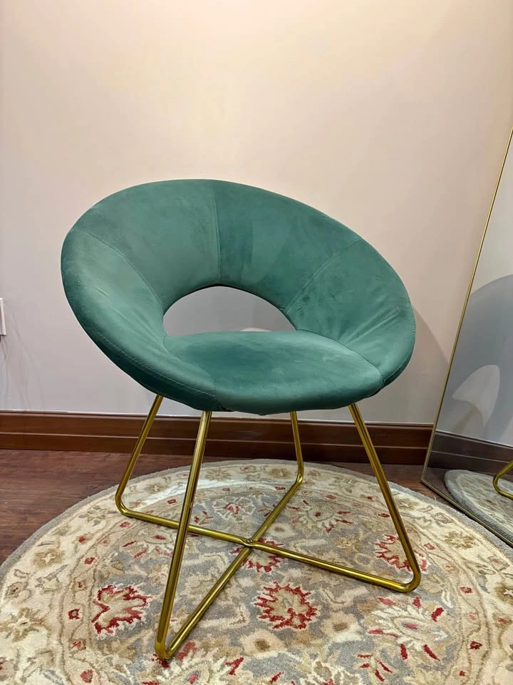 Green Velvet Accent Chair – Gold Legs