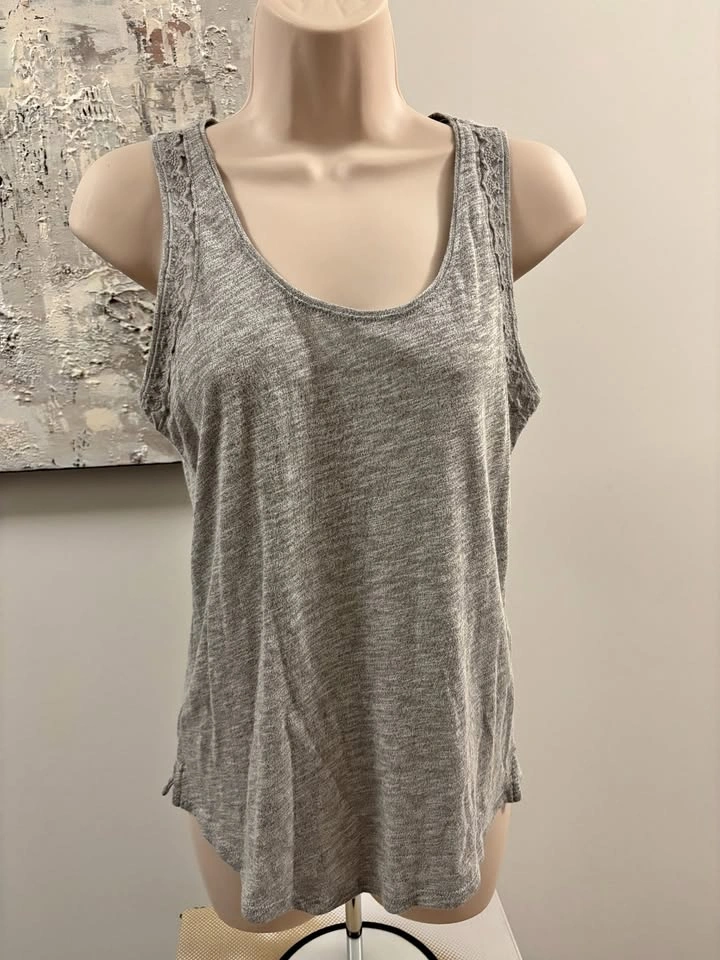 Beautiful Ann Taylor LOFT Cotton lace Top ~ SP~ NWT⚽️