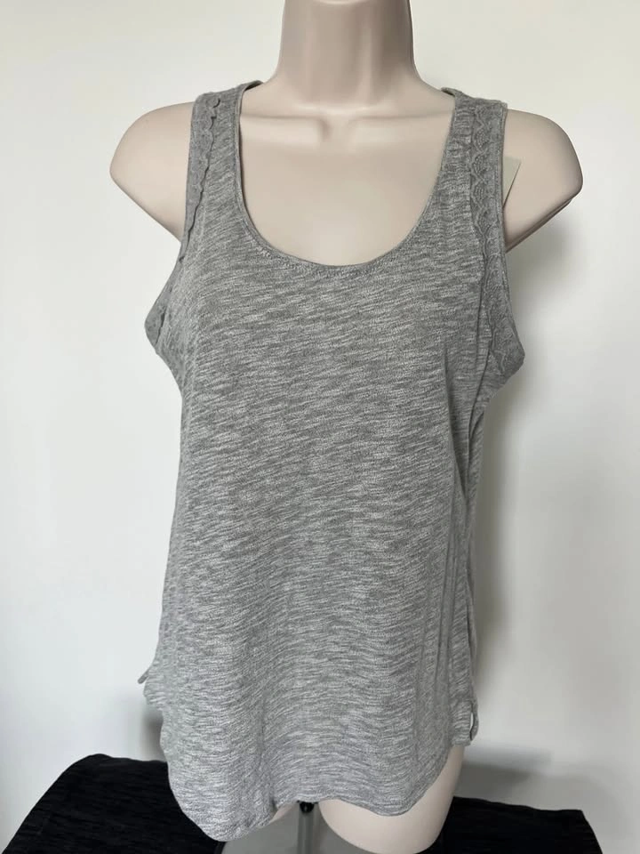 Beautiful Ann Taylor LOFT Cotton lace Top ~ SP~ NWT⚽️ - photo 2