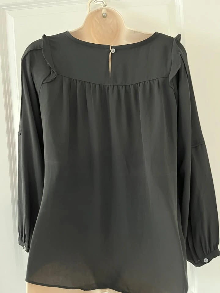 LOFT Black Long-Sleeve Ruffle Blouse ~ Size XS Petite⚽️ - photo 4