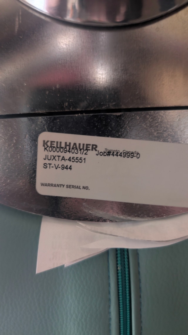 Keilhauer Hi End office chairs with tablet arm ⚽ - photo 5