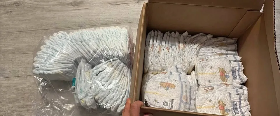 Pampers & Huggies size N 76 pieces