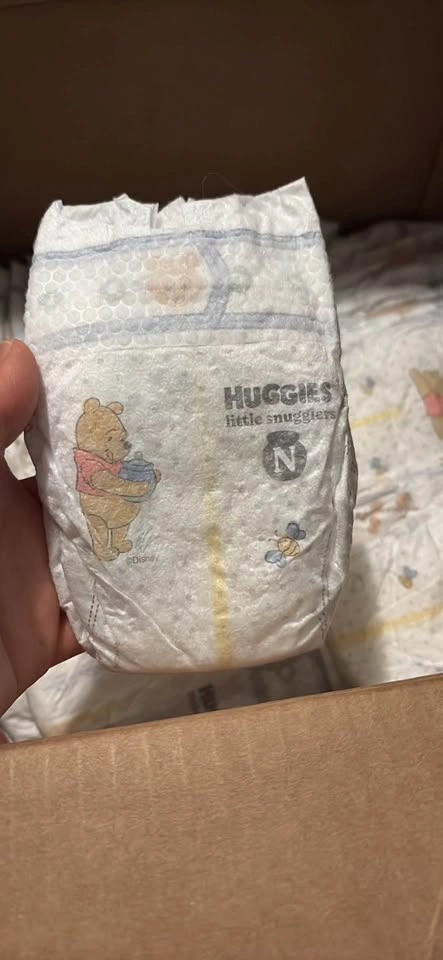 Pampers & Huggies size N 76 pieces - photo 3