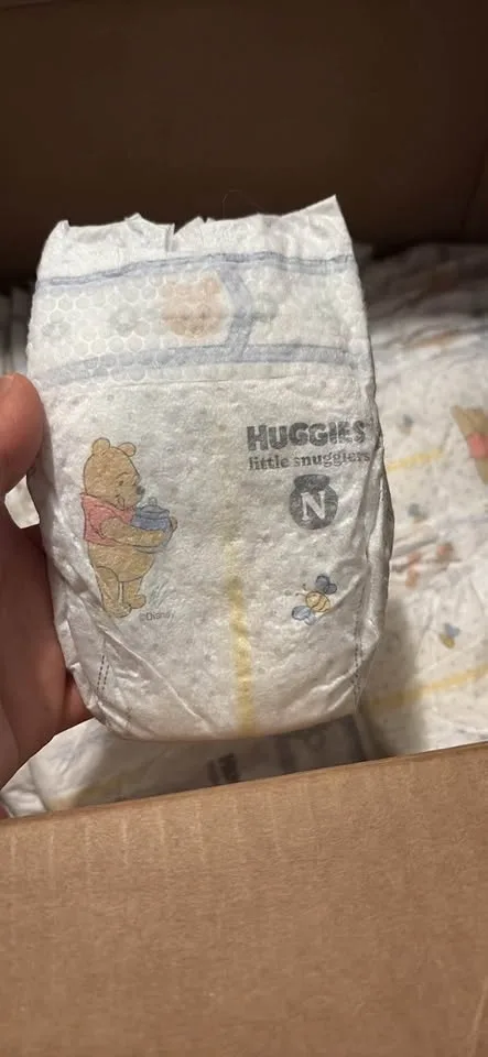 Pampers & Huggies size N 76 pieces - photo 3