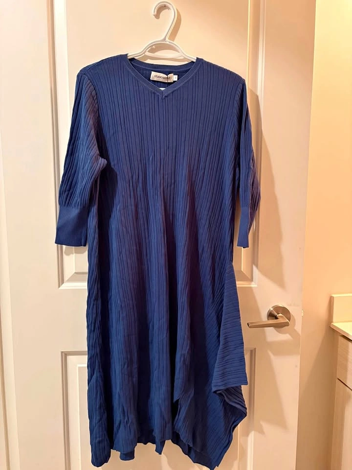 Brand new with the tag   Women’s dress