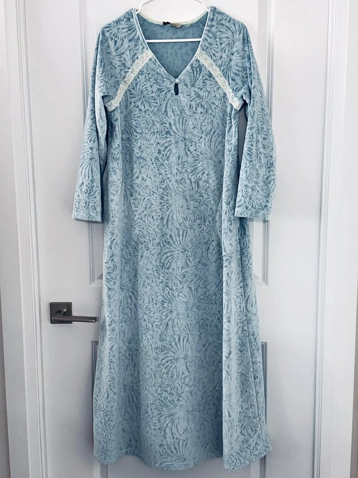 Soft Surroundings Velour Textured Print Blue Nightgown - XS⚽️