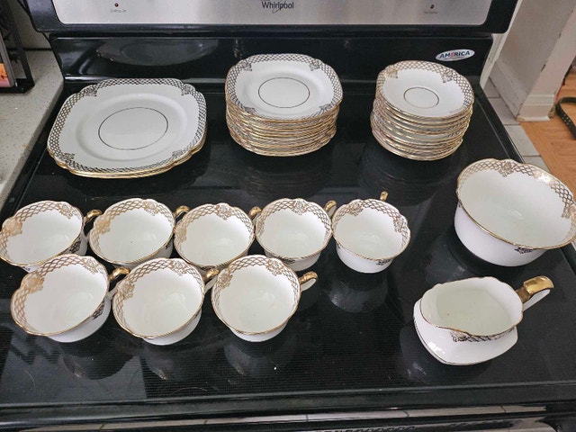Salisbury China Tea Set