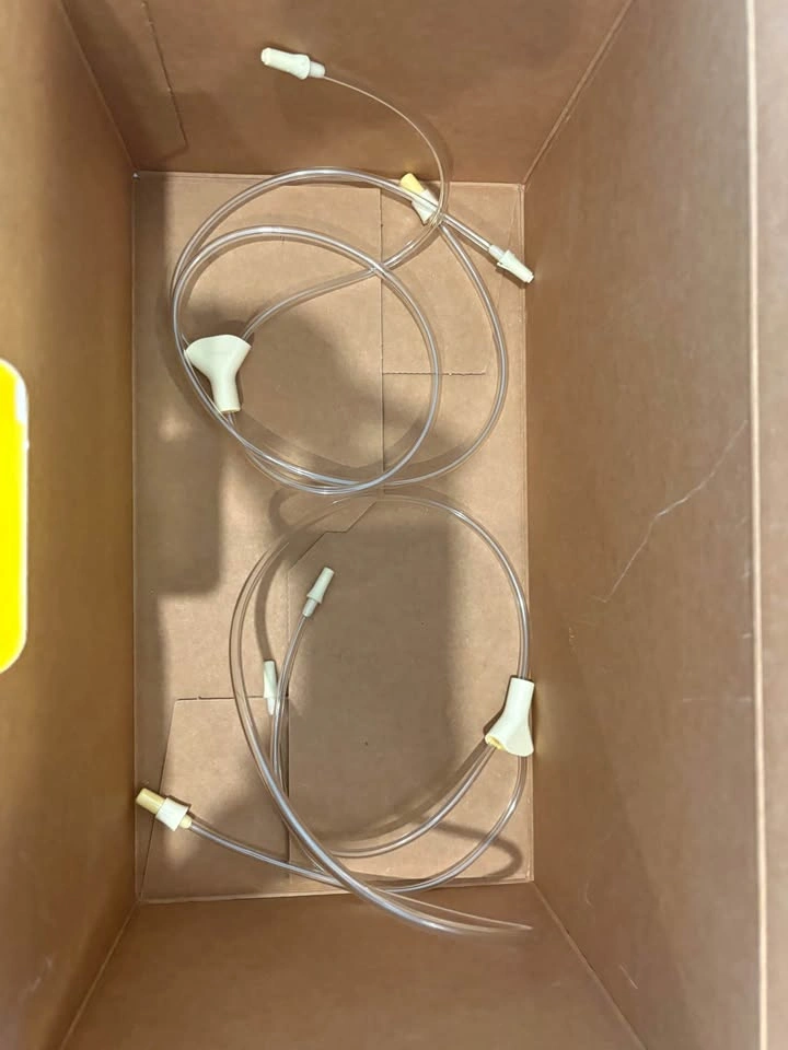 Medela Sonata Spare Parts Kit & Storage Bottle Set New - photo 4