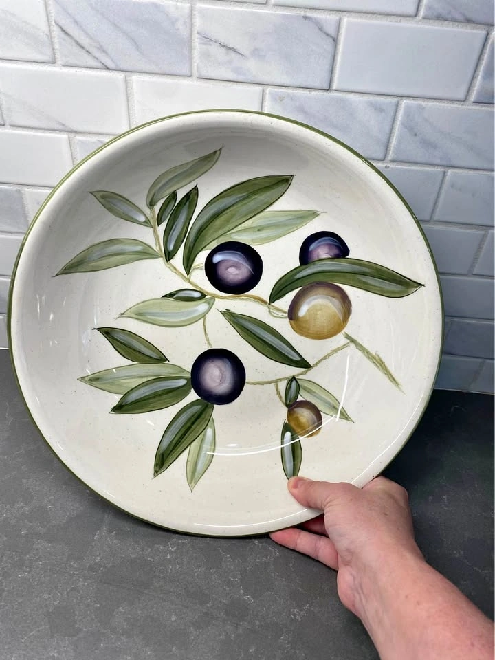 Pier 1 12 inch Sorrento Large Pasta Serving Bowl