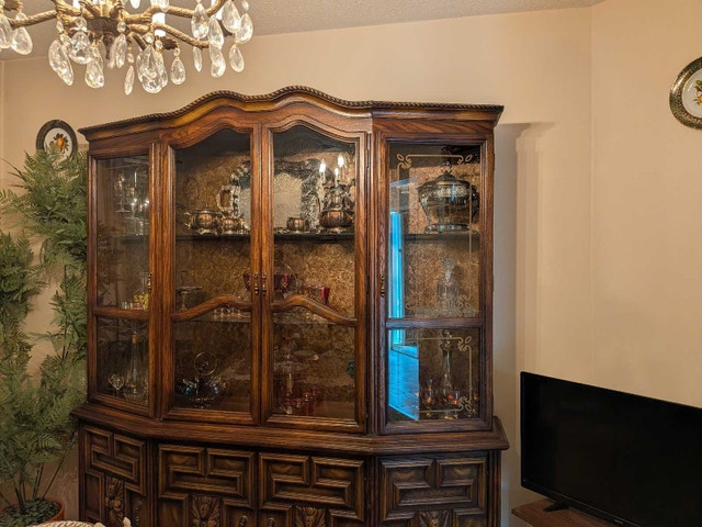 Oak Curio Cabinet and Table with 4 Chairs