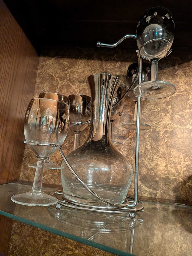 Vintage Wine Decanter Set - photo 2