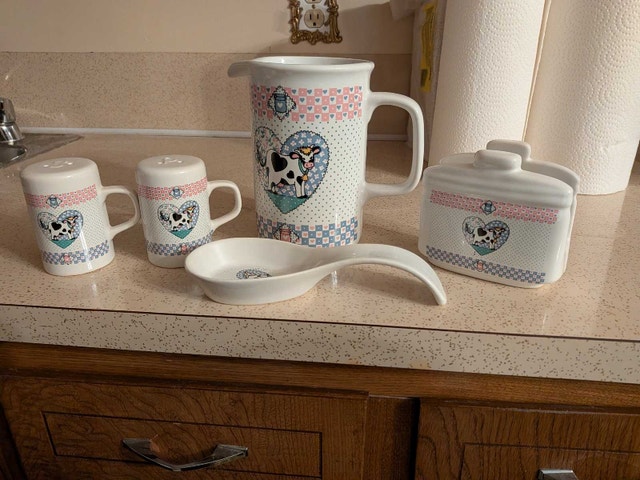 Ceramic Cow Theme Kitchen Set