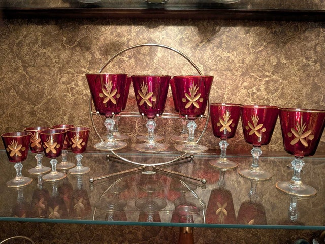 Red Wine Glasses