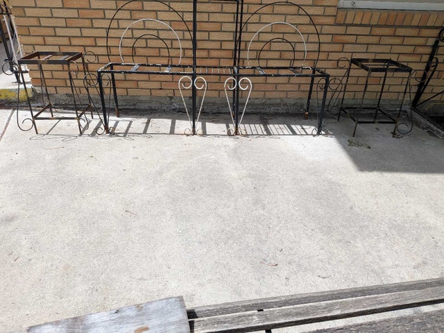 Metal Plant Stands