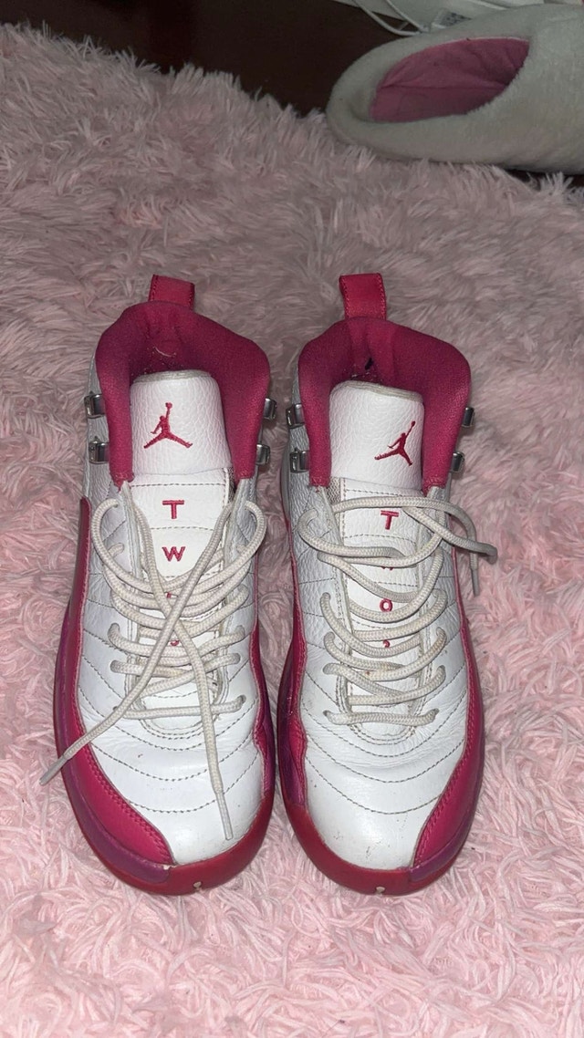Air Jordan 12s Pink/white - photo 2