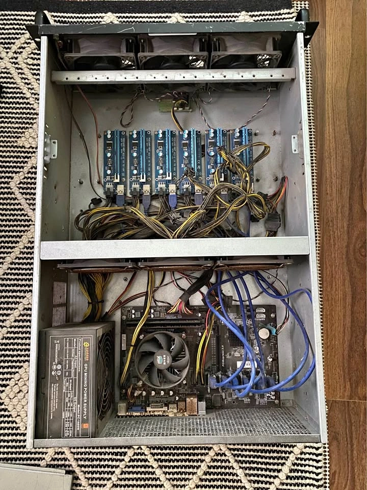 1600 WATT PSU / Motherboard / RAM / CPU / 6 PCIE Slots / Case