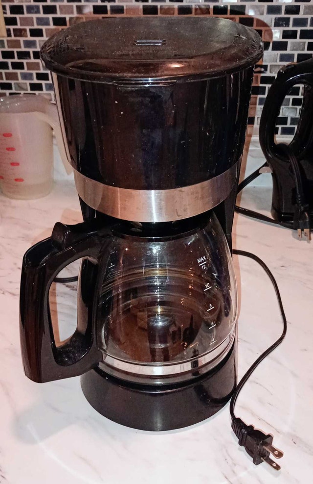 12-cup coffee maker