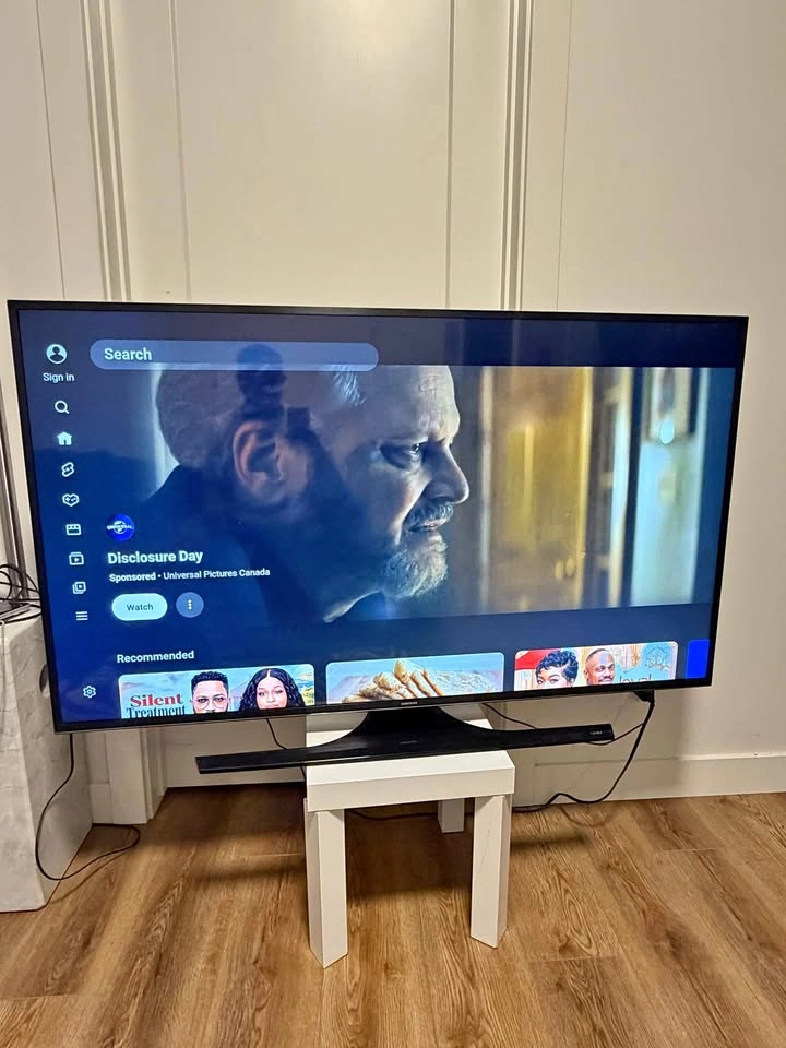55” Samsung Smart TV