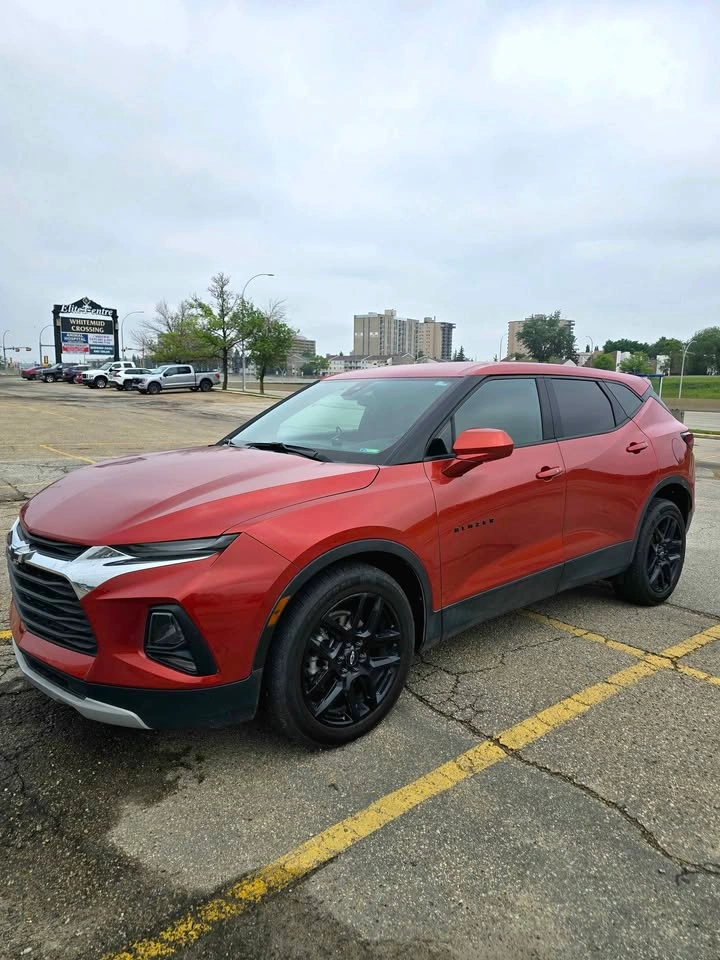 2021 Chevrolet Blazer - photo 2