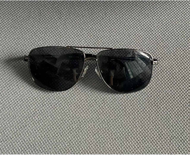 like new Tommy Hilfiger sunglasses with case
