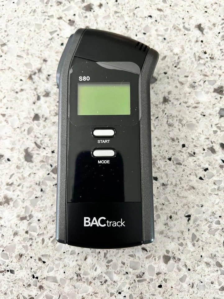 Portable Breathalyzer - #1 Rated BACtrack Brand New S80 - photo 5