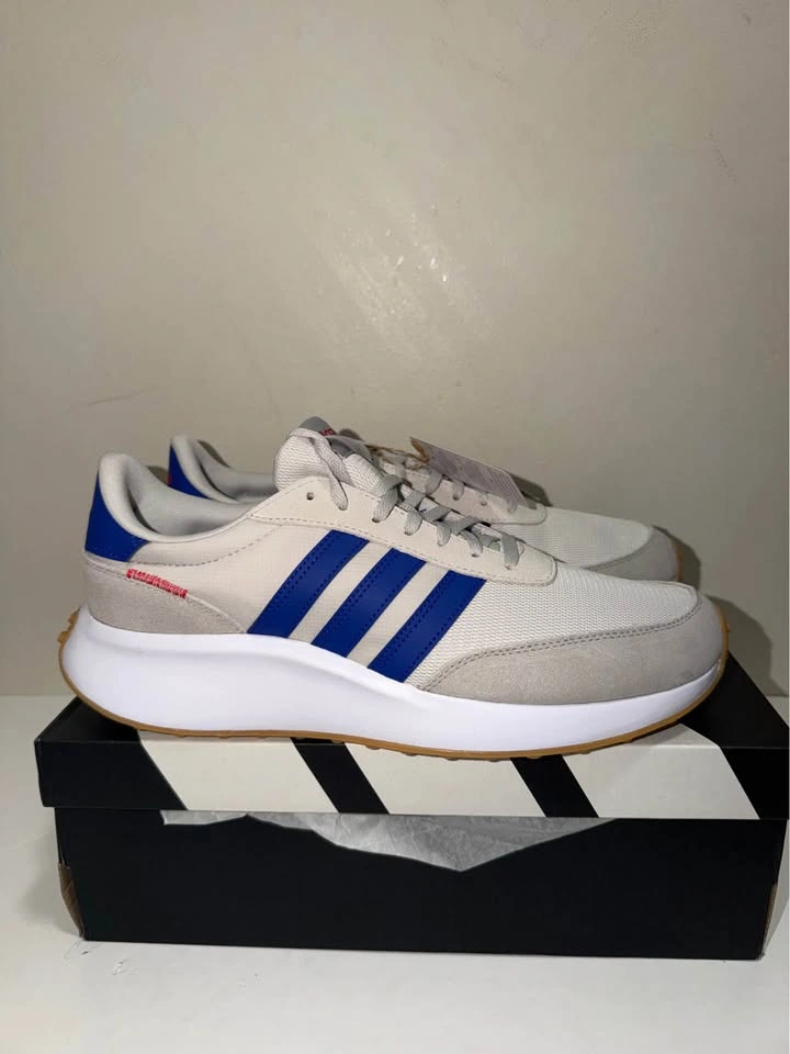 New Adidas Men Running Shoes. Sizes 10.5, 11, 11.5 US - photo 2
