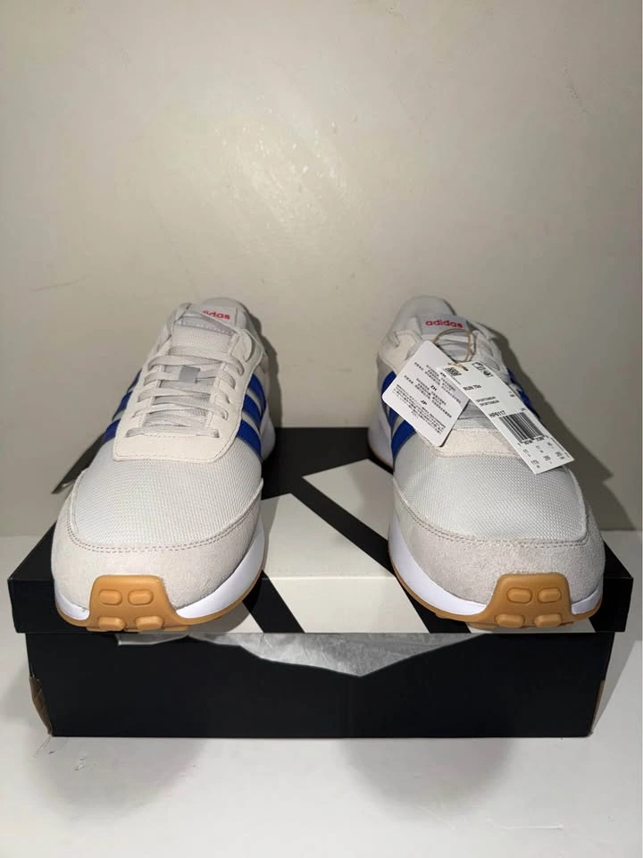 New Adidas Men Running Shoes. Sizes 10.5, 11, 11.5 US - photo 3