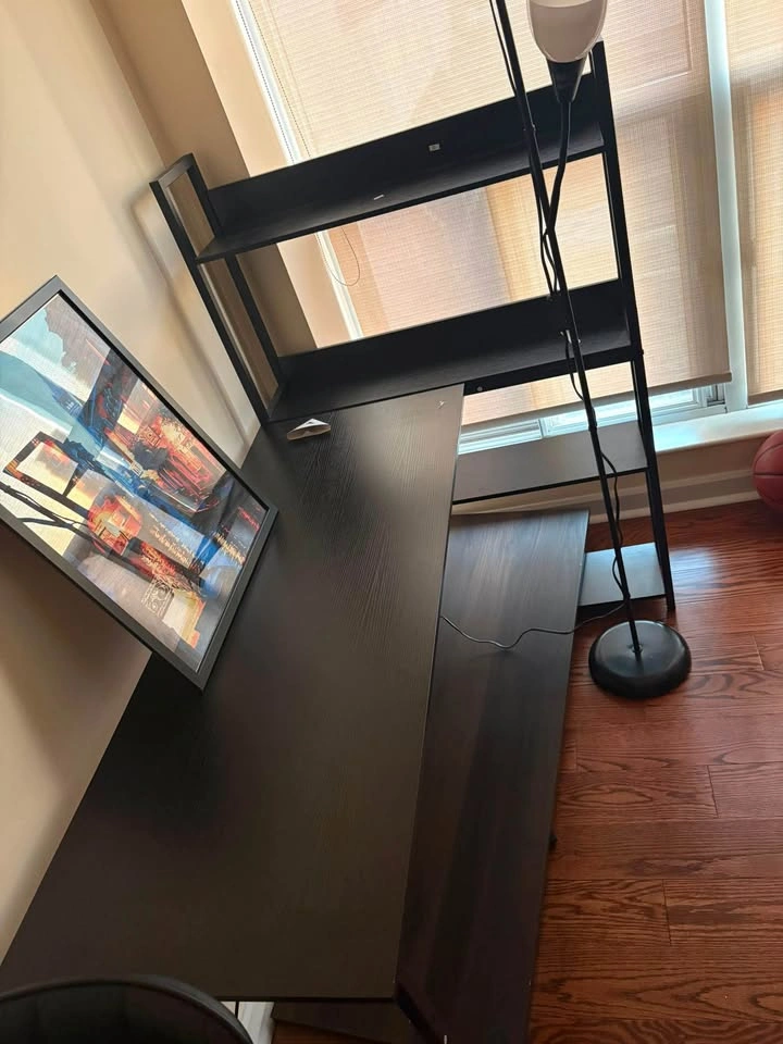 Desk with shelves - photo 2