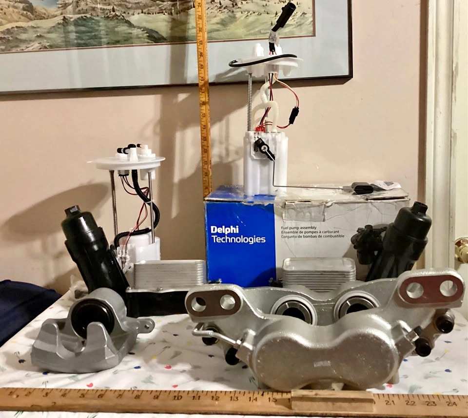 6 Vehicle Parts, willing to separate parts for C$50 each