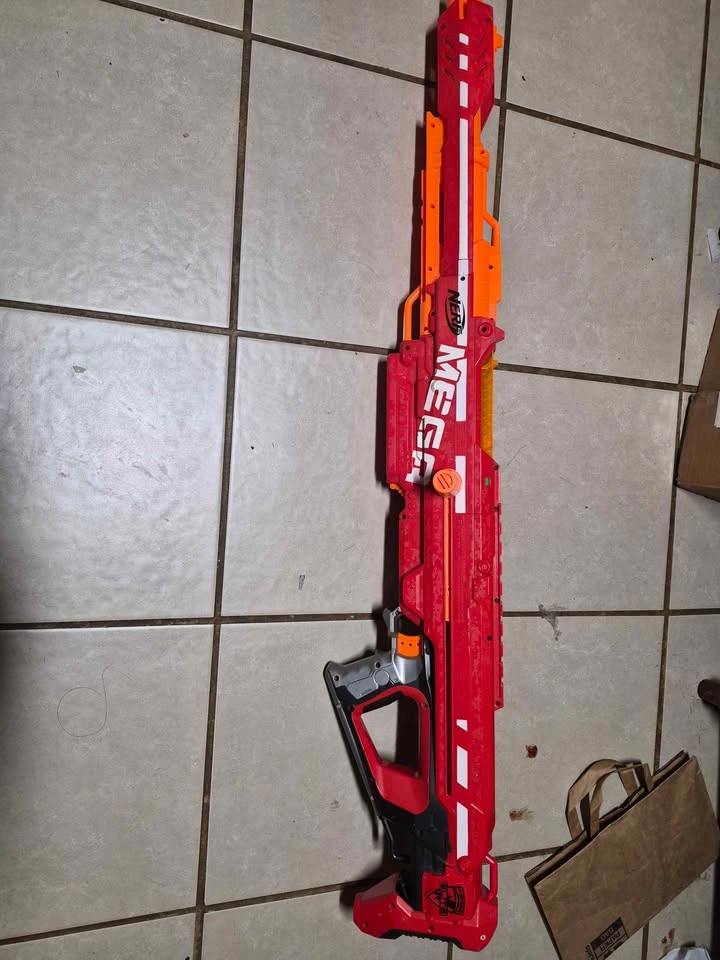 Mega nerf gun - photo 2