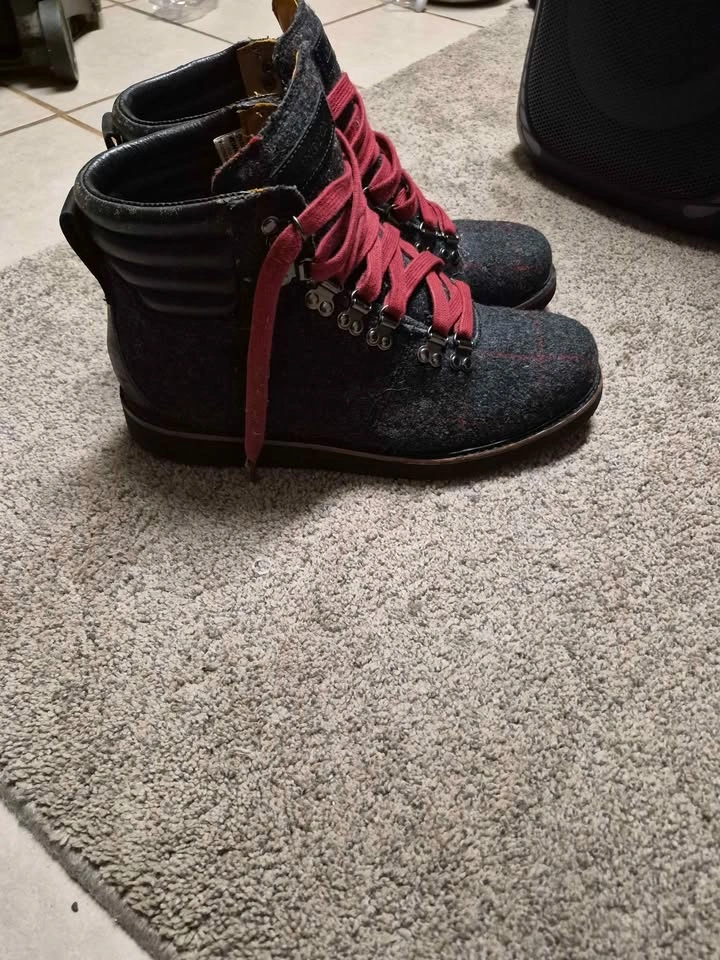 Boots Fergalicious by Fergie Mountain - photo 4