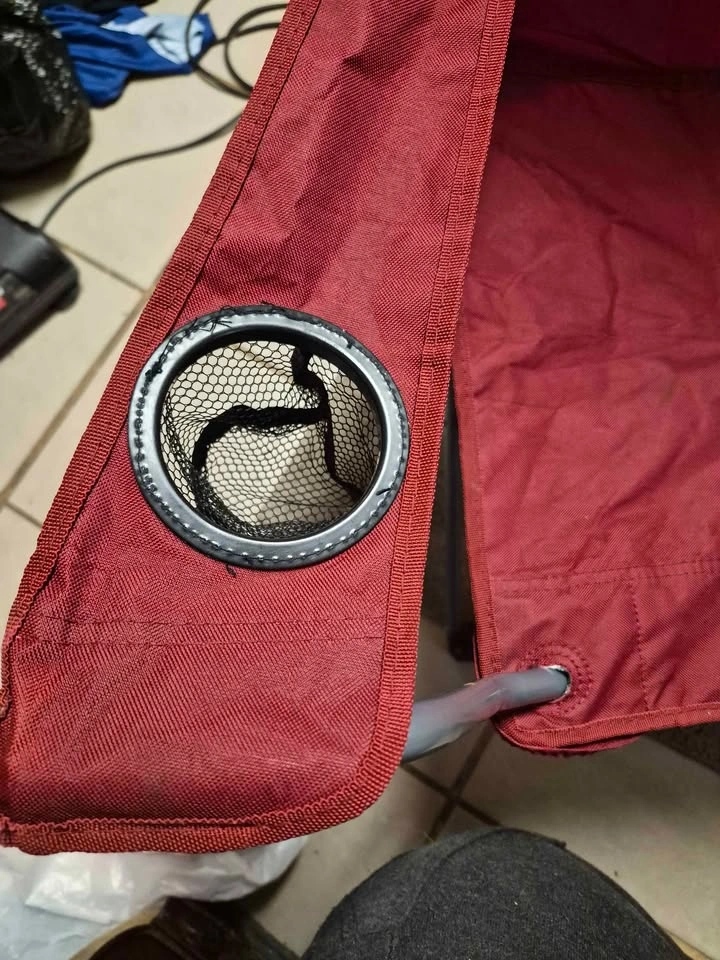 Red Ozark trail folding chair - photo 3