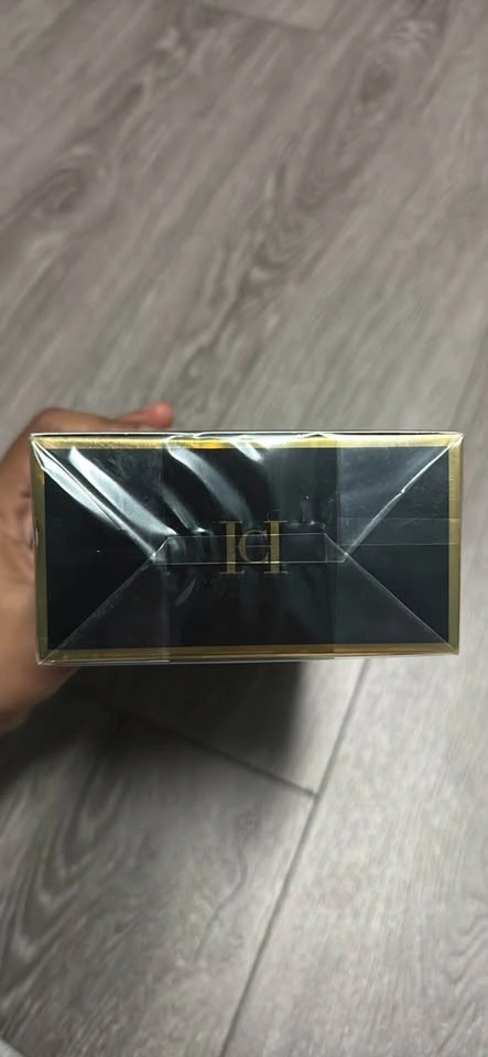 Carolina Herrera Very Good Girl Eau de Parfum 80ml - photo 4
