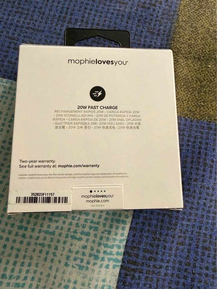 Mophie Charger - Brand New Sealed - photo 3