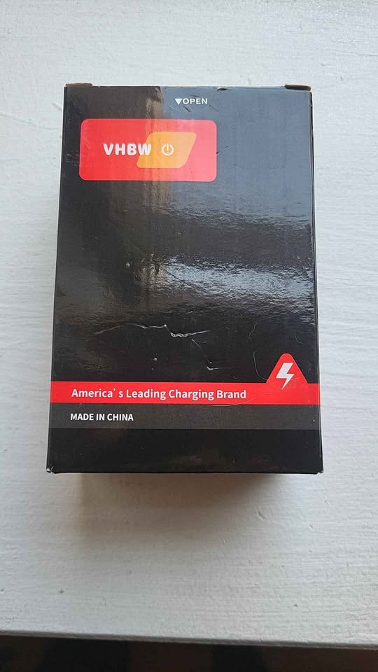 Hue Plug Compatible Power Supply - photo 3