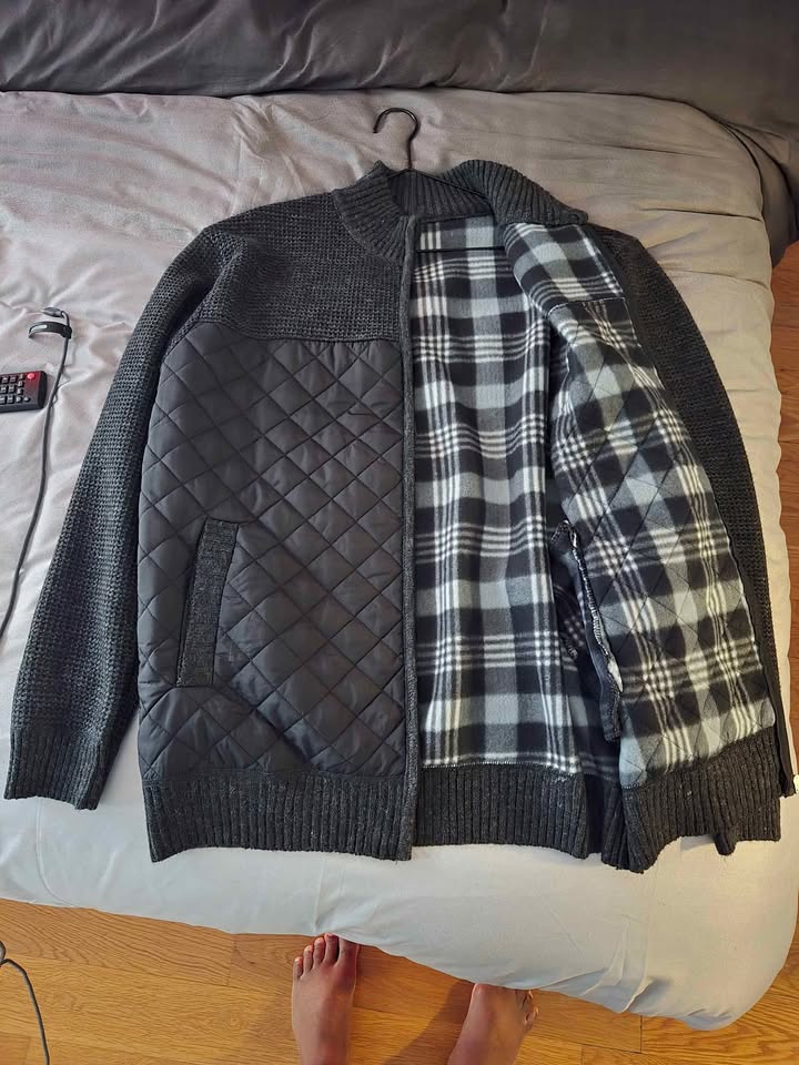 Light casual/work friendly mens coat. 100% polyester. - photo 3