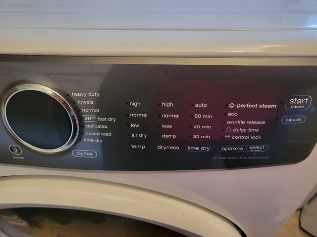 Electrolux dryer with steam doesn't power on - photo 3