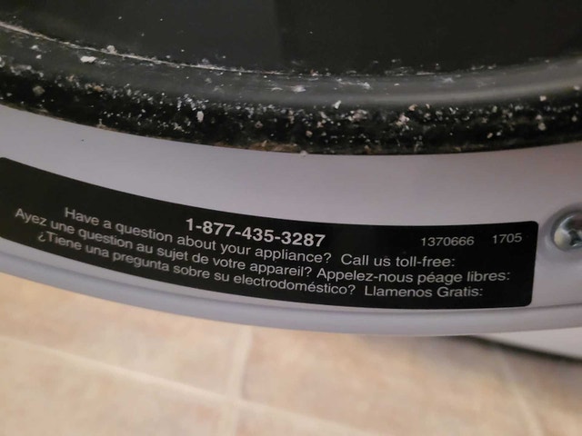 Electrolux dryer with steam doesn't power on - photo 5