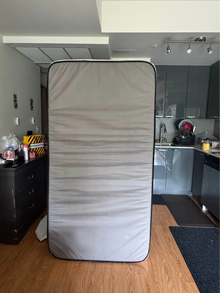 Twin Foam Mattress – White – Barely Used - photo 3
