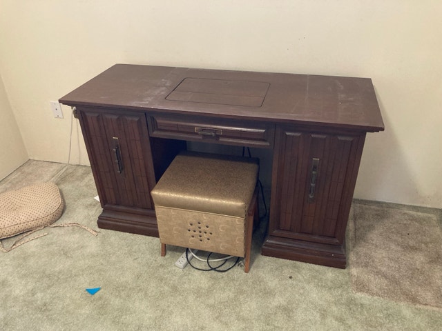 art deco sewing desk - photo 2