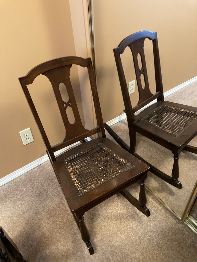vintage rocking chair - photo 3