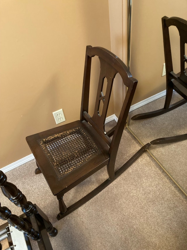 vintage rocking chair - photo 4
